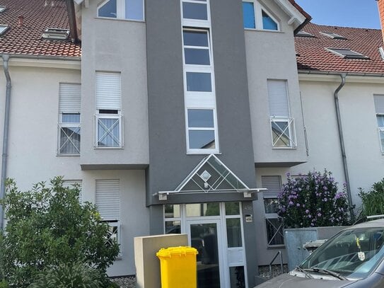 *Schöne Maisonette Eigentumswohnung in HU-Steinheim*