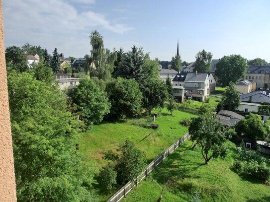 Elterlein/traumhafter Erzgebirgsblick/top renovierte sonnige 3-Zi.Neubauwhg./großer Balkon/Bad mit Fenster/Kaminofen/Ei…