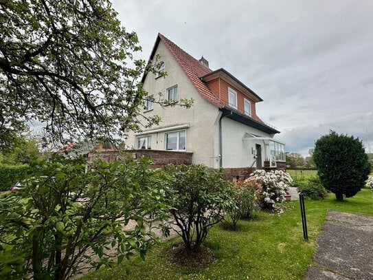 Gepflegtes 1 Fam.-haus, Garage, Carport, Solarthermie in Schauenburg/ Breitenbach