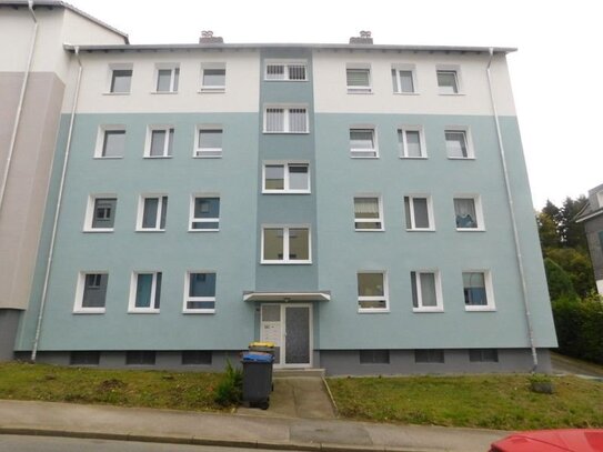 Frisch renovierte 3-Zimmer-Wohnung in einem modernisierten Mehrfamilienhaus!