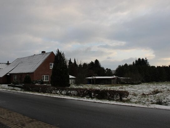 Großzügiges Baugrundstück in 26629 Großefehn - Strackholt Hier können Sie Ihr Traumhaus bauen!!