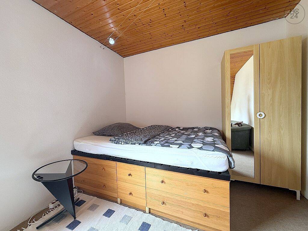                                                               Sch&ouml;nes, m&ouml;bliertes Zimmer mit WLAN in Cadolzburg bei F&uuml;rth                                                       in Cadolzburg (Fürth)