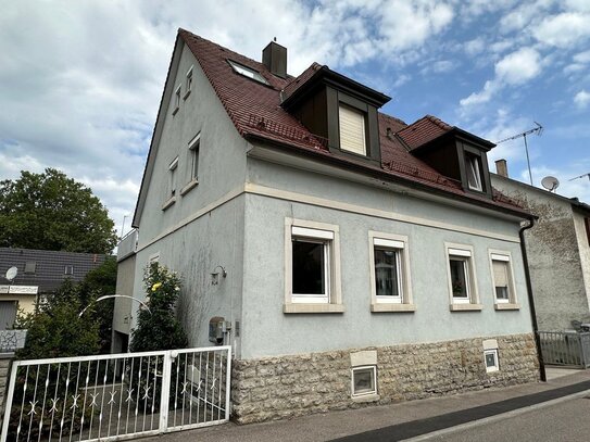 RENOVIERTES EINFAMILIENHAUS NAHE ALTSTADT