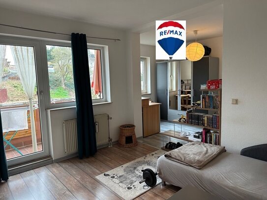 Schöne Eigentumswohnung im 2.OG in ruhiger Lage mit Balkon , zzgl.TG-Platz