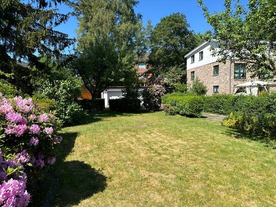 EFH - Grundstück in Alt-Osdorf für 2,5 - geschossiges Haus im Bauhausstil