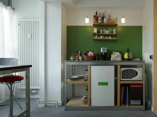 Günstiger Arbeitsplatz in Friedrichshain, Coworking desk, 24/7 - All-in-Miete