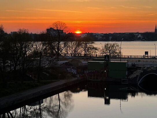 Preissenkung! Sensationeller Blick auf die Außenalster; 3-Zi-Whg.