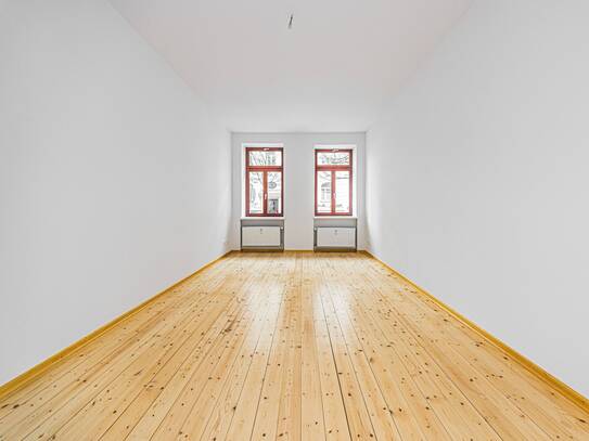 Helle 2-Zimmer-Erdgeschosswohnung mit modernem Tageslichtbad & schönem Dielenboden