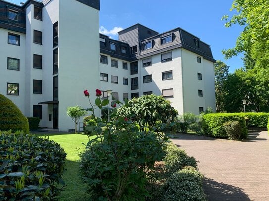 3-Zimmerwohnung mit Süd-Balkon in gepflegter Wohnanlage mit Aufzug in Ffm