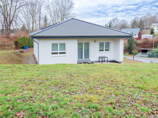 +++ Moderner Bungalow mit großem Grundstück am Tharandter Wald +++