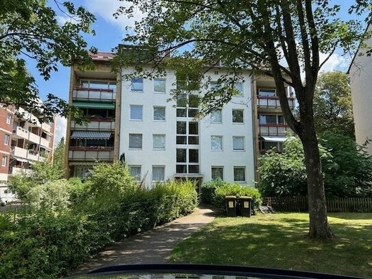 Ruhige und zentrale Lage in Hannover-Groß Buchholz ! 3-Zimmer Wohnung mit Balkon !