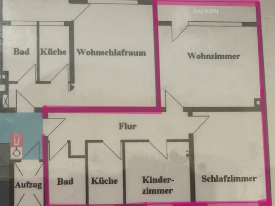 Renovierungsbedürftige 3-Zimmer-Wohnung