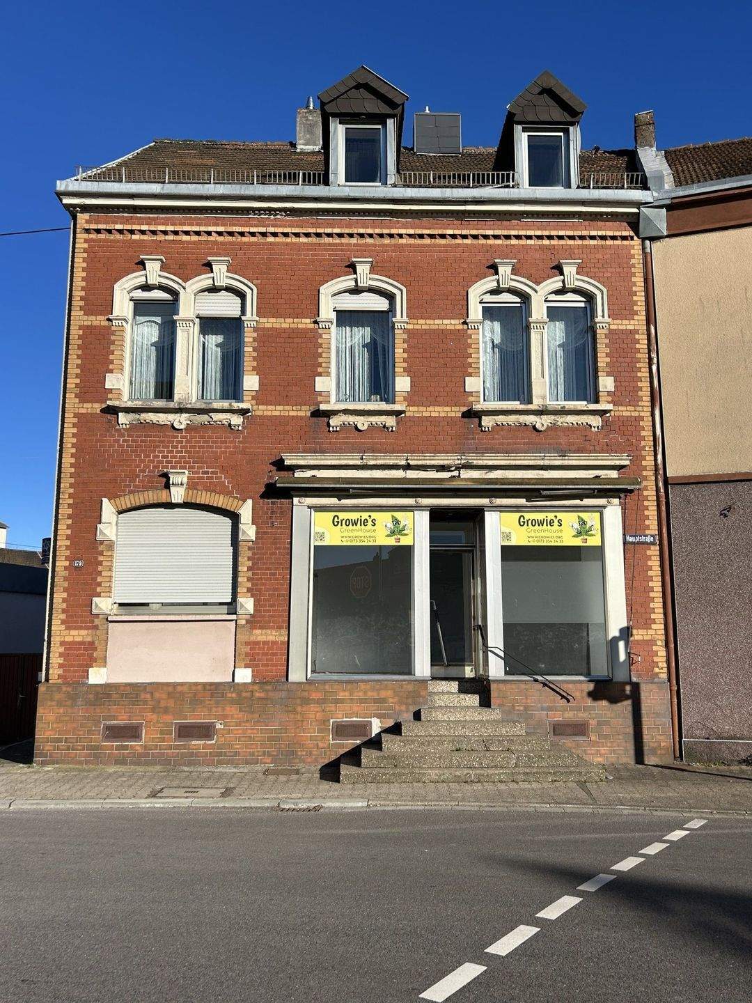 Real Estate Title Image Background