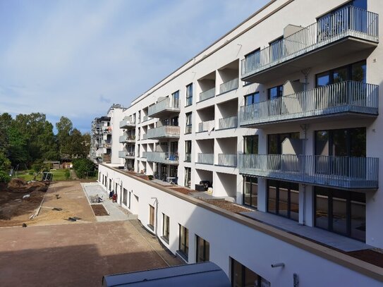 Exklusive Neubau-Wohnung, ruhig gelegen mit guter Anbindung und einem Südbalkon