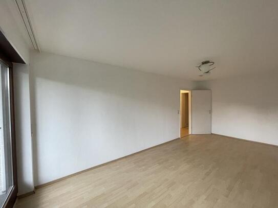 RESERVIERT! 2 Zimmer Wohnung mit Garage