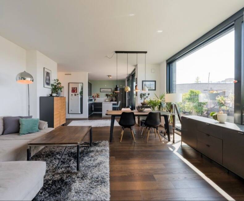 Äußerst ruhiges, zentral gelegenes und voll möbliert Penthouse in Prenzlauer Berg - Foto 1