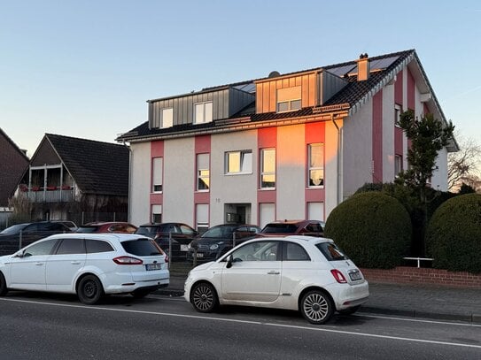 Moderne Erdgeschosswohnung mit Terrasse, Garten & Kfz-Außenstellplatz