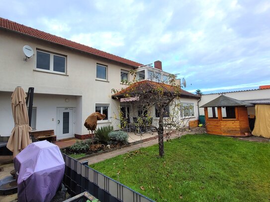 Haus mit Terrasse und eigenem Garten, derzeit vermietet