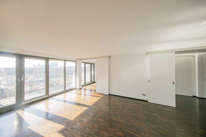 Blick über die Museumsinsel - repräsentative 4,5-Zimmer-Whg mit EBK, TG u Concierge - Photo 1