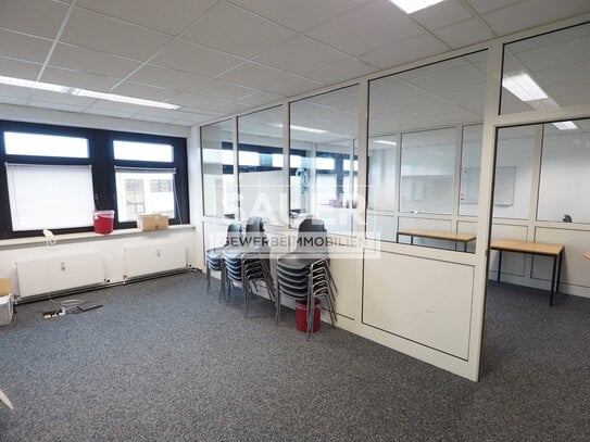 Büro- und Serviceflächen ab 226 m² mit Lastenaufzug *1463*