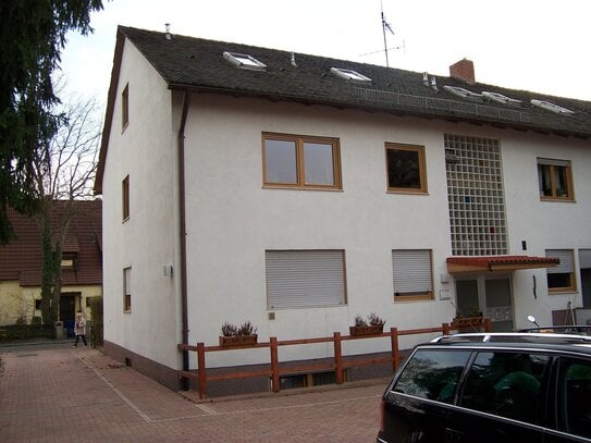 Moderne 5 Zimmer Wohnung auf 133 m² in N-Gartenstadt mit 2 Bädern uvm.!