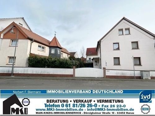 Einfamilienhaus mit Nebengebäude in Nidderau Heldenbergen