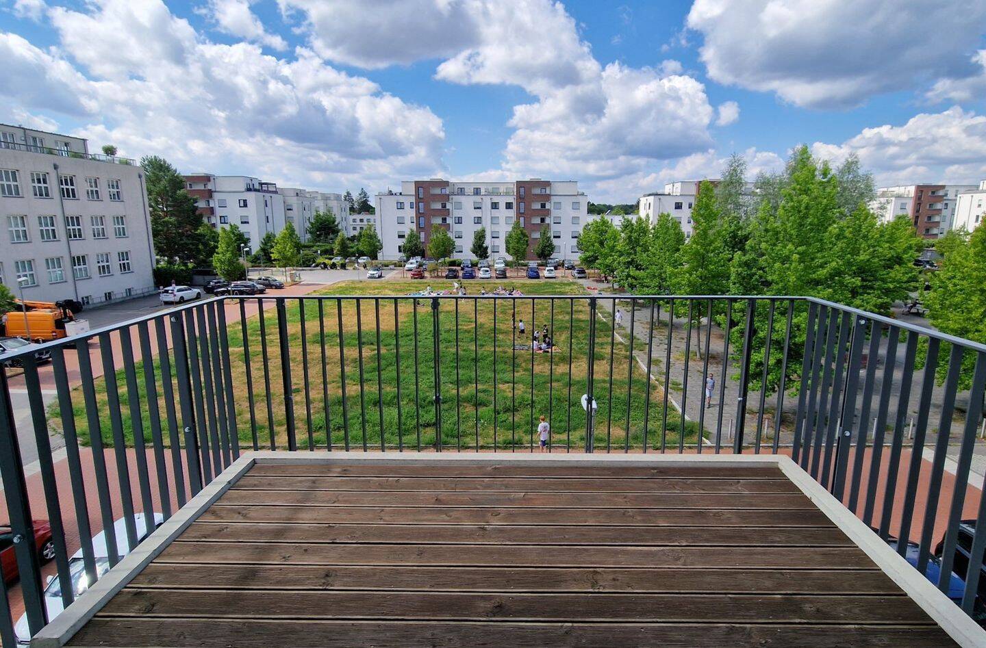 ERSTBEZUG - Attraktive Neubauwohnung mit EBK und TG-Stellplatz! - Foto 1