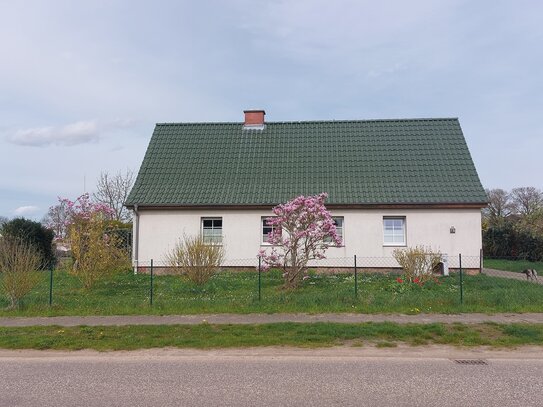 Einfamilienhaus zwischen BER und HH zu verkaufen