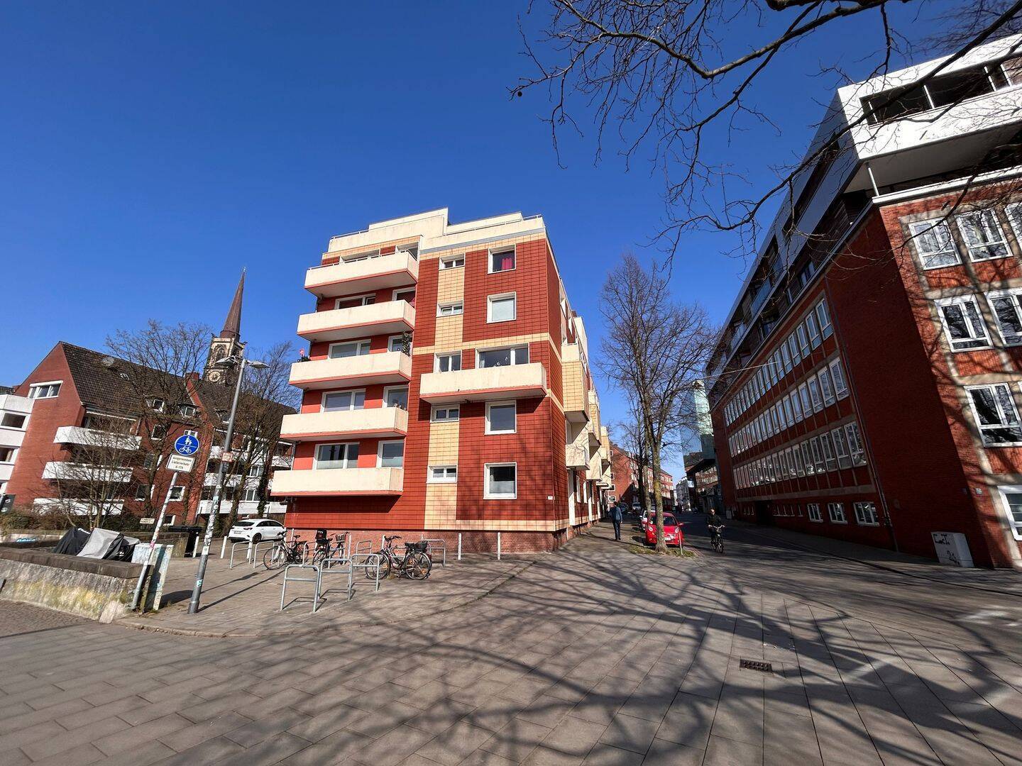 Wohnungspaket aus zwei WE, ges. Ca.116m2 + 25m2 Terrassen, Preis für beide Wohnungen.