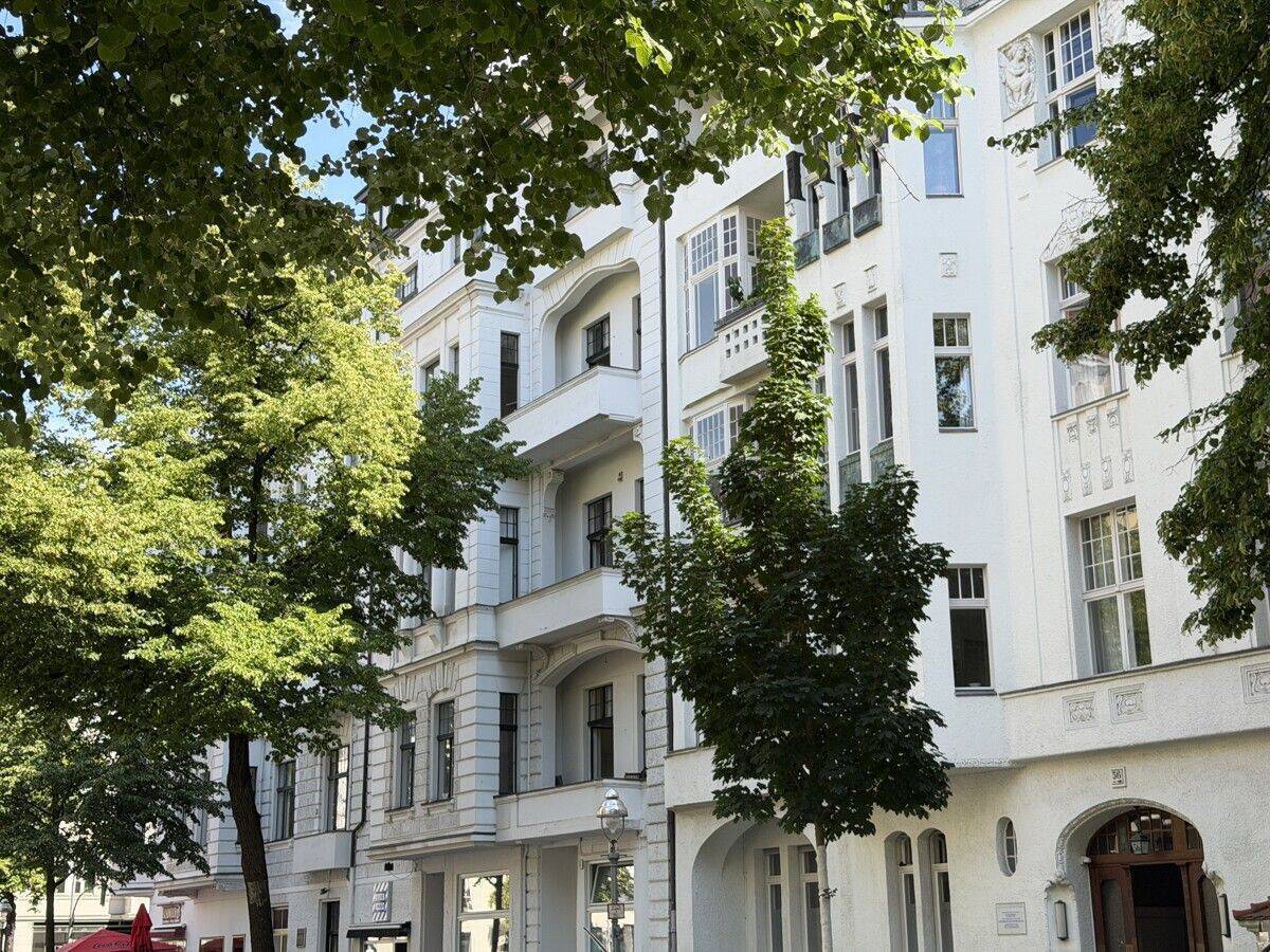 Außergewöhnliches Wohnen über den Dächern der Stadt ***große Sonnenterrasse***2 Bäder***Sauna*** - Photo 1