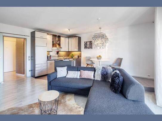 Möbliert: Moderne Balkonwohnung