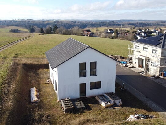 Neubau. Smart Home Traumhaus.