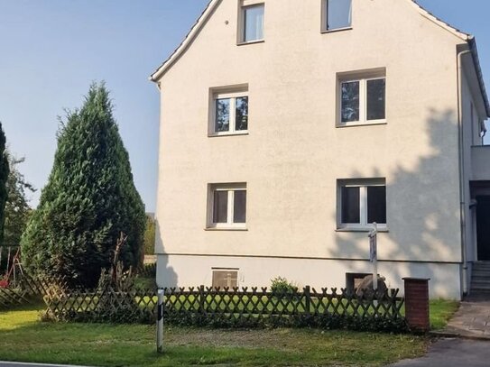 Renovierungsbedüftiges 1-2 Familienhaus mit Garten in Bad Salzuflen!