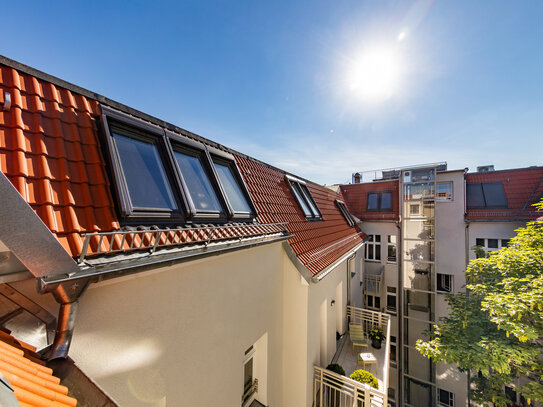 2 Zimmer mit Terrasse im modernisiertem Altbau // SAMARITER KIEZ