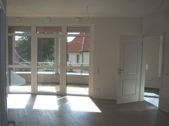 Moderne 2-Zimmer-Wohnung mit Loggia in Stade Innenstadtnähe