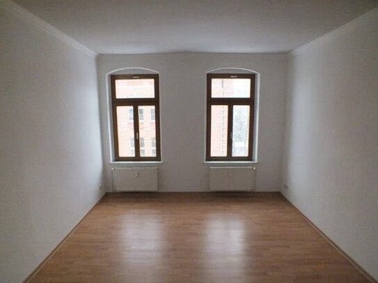 !!! helle 3-Zimmer-Wohnung- zentrale Lage !!!!!!