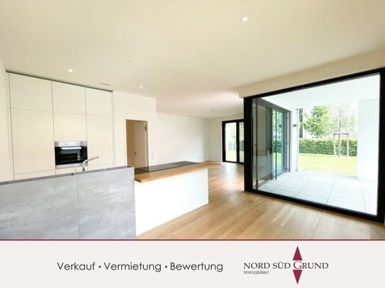 Moderne Terrassen-Wohnung im Luxussegment. 2 Zimmer. Design-Einbauküche. 97,8 m². Barrierefrei.