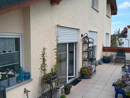 Bonn außergewöhnliche ETW Maisonette-Wohnung mit 3 Terassen im 8 Familienhaus