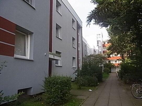 Teilrenovierte Wohnung mit 92,17m² für geschickte Handwerker