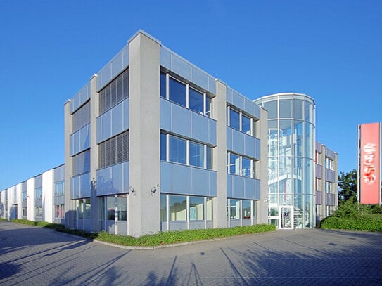 Moderne und helle Büroräume im Norden von Braunschweig - Teilung möglich ( 300 m² )