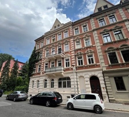 Schöne 2-Zimmer Wohnung im historischen Altbau!