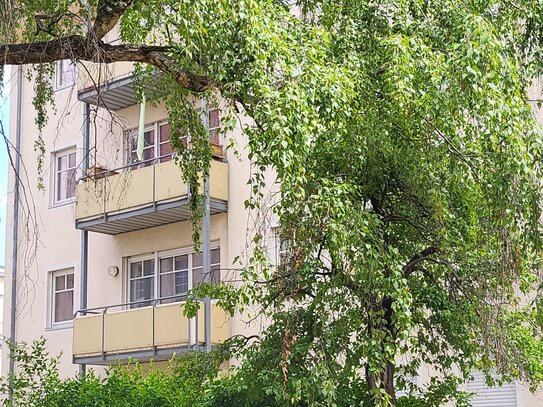 Lichtdurchflutete 2-RW mit Balkon im Neubau in ruhiger grüner Lage von Dresden-Cotta