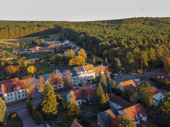 Sonnenuntergänge & See-Erholung aus zweiter Reihe genießen