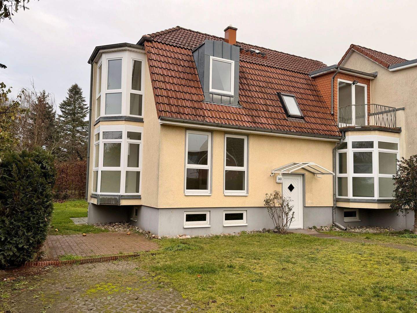 Reihenendhaus in Schönholz für max. 7 Jahre