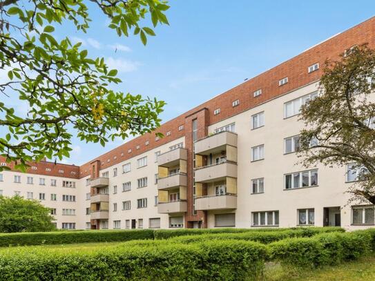 Helle Etagenwohnung mit Balkon in Berlin-Reinickendorf