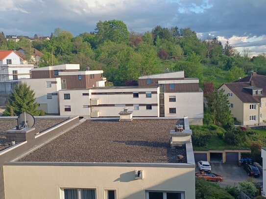 gemütliche 3 Zimmer Wohnung in Esslingen - Hegensberg