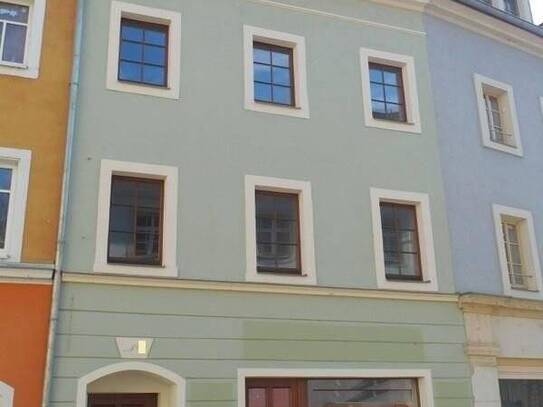 Gewerblich nutzbares Stadthaus mit Ferienwohnungen, in der Nähe der Porzellanmanufaktur