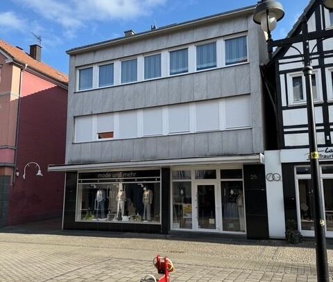 Attraktives Mehrfamilienhaus mit Gewerbeeinheit und Hinterhaus im Zentrum von Werl