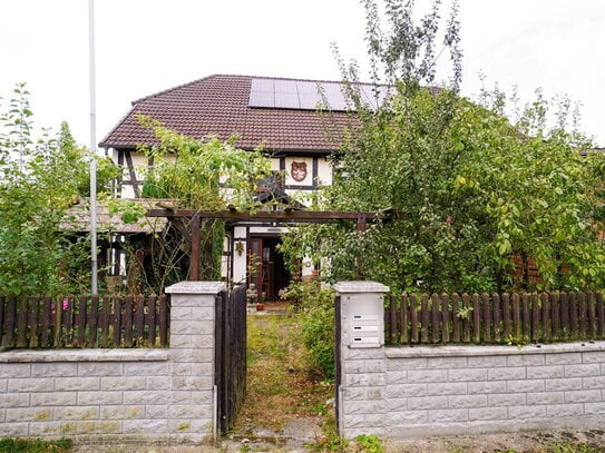 Ruhige Lage und weiter Blick im beschaulichen Lüerdissen - dieses Haus mit Charakter wartet auf Sie