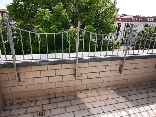 Wohnung 3 Zimmer mit Einbauküche,Terrasse,Dachgeschoss